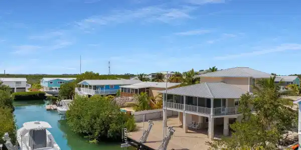 27330 Barbados Ln