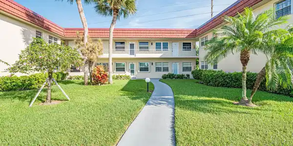 99 Springlake Drive