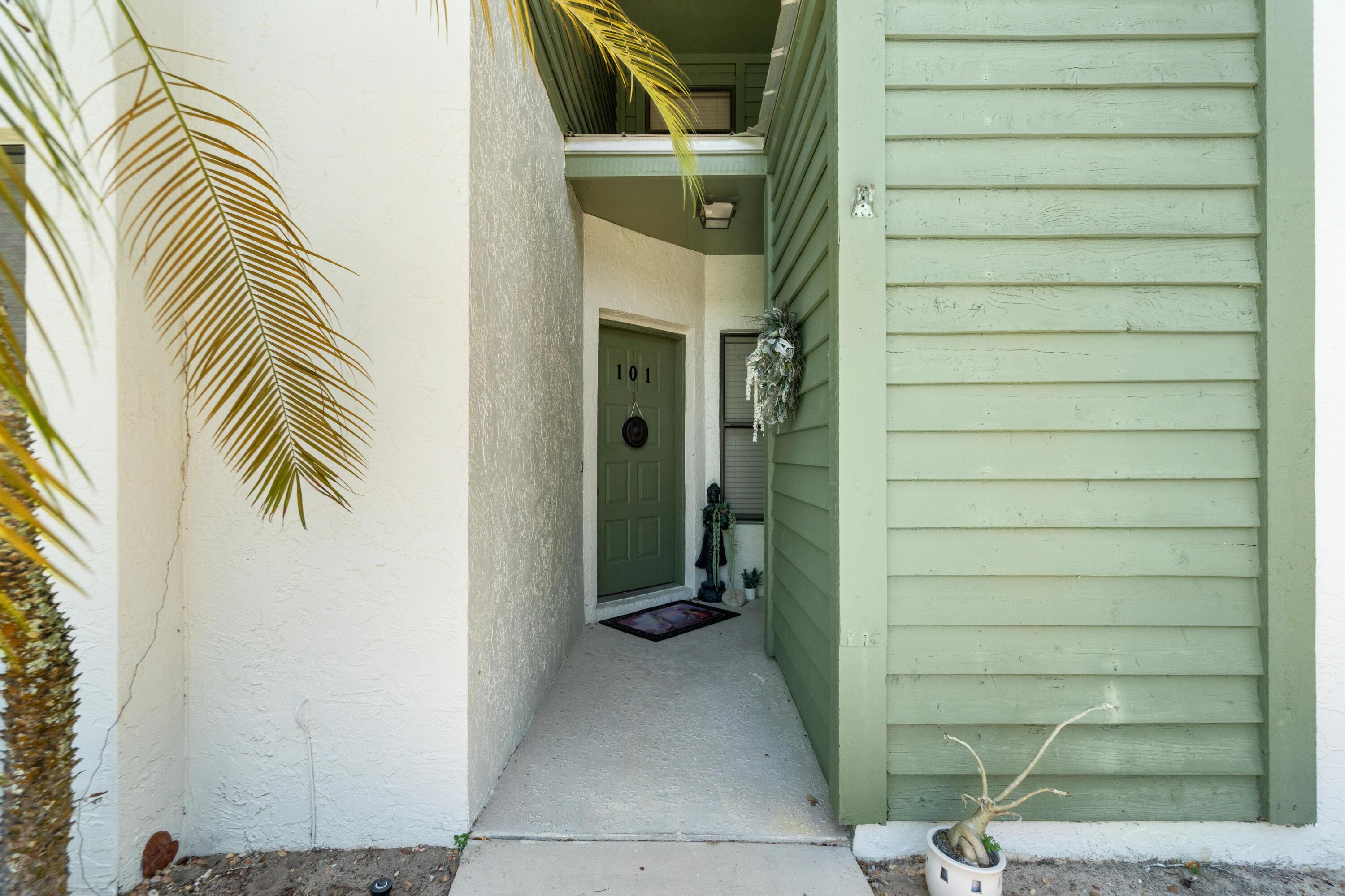 Image 4: Main Entry