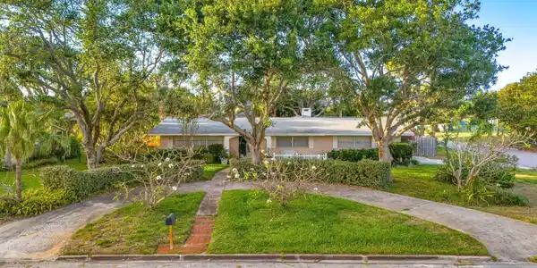 300 12th Terrace