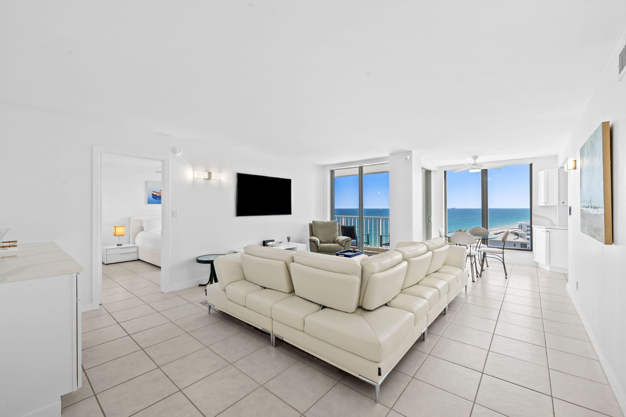 Image 3: 20-web-or-mls-DSC_4227