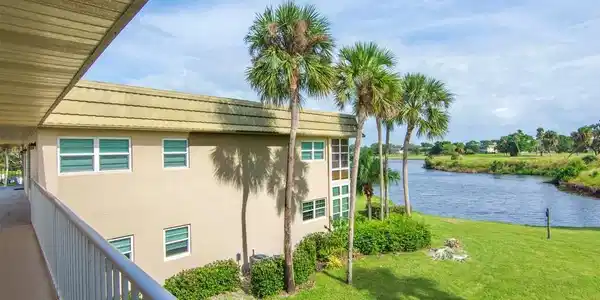 36 Vista Gardens Trl