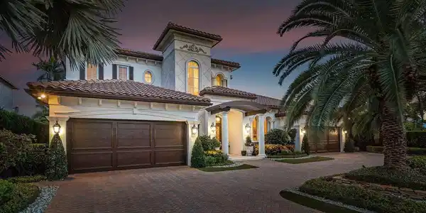 270 Sabal Palm Ter Terrace