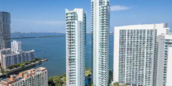 1900 N Bayshore Drive