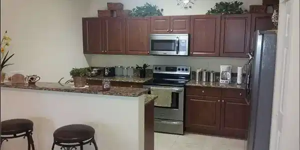 Image 2: kitchen