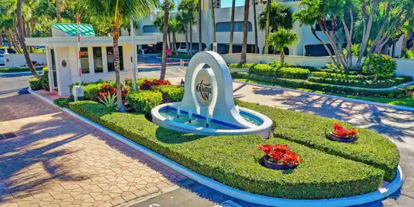 3000 N Ocean Drive