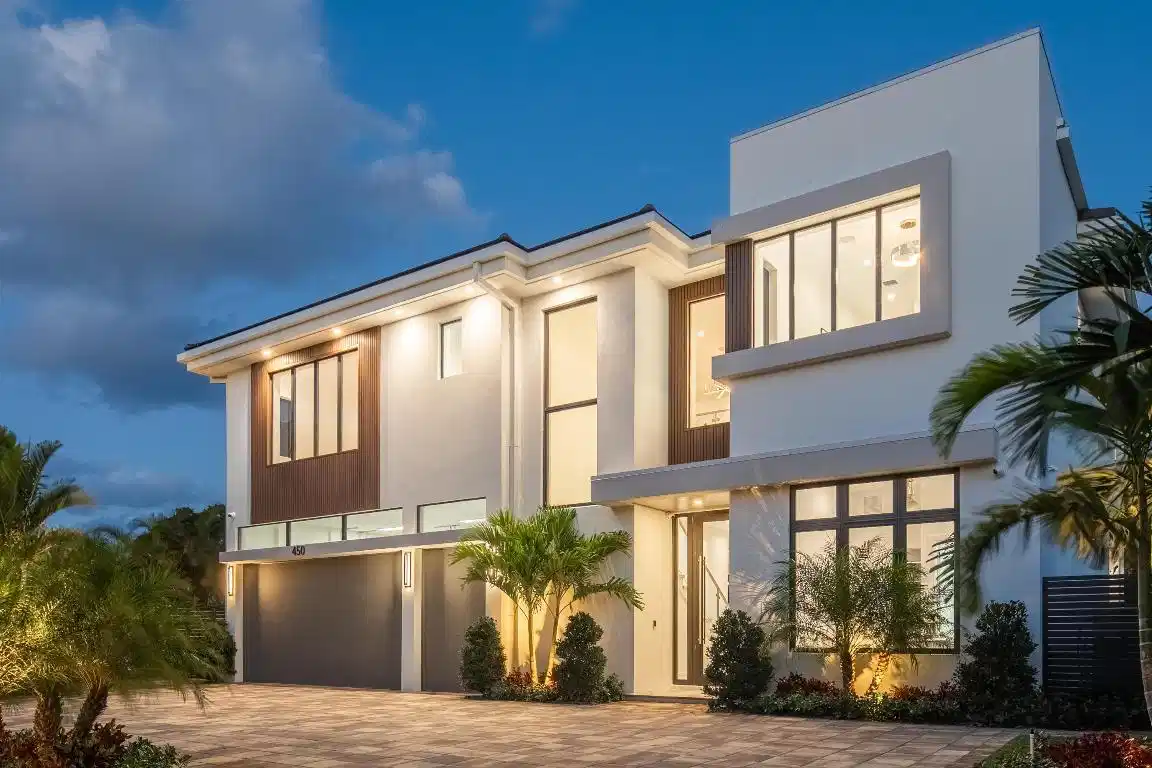 Image 1: 450 NE Spanish Ct Boca Raton FL-90