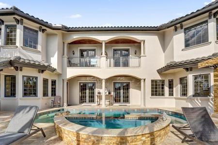 2340 NE 47TH Street