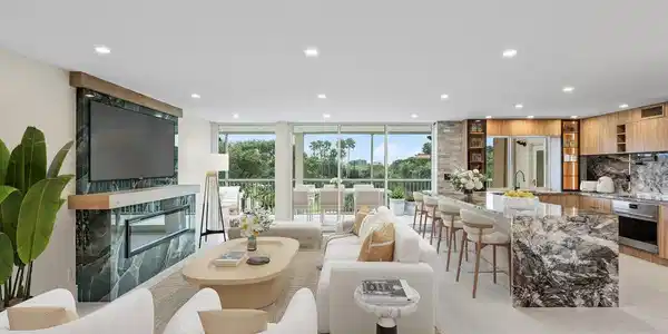 300 E Royal Palm Road