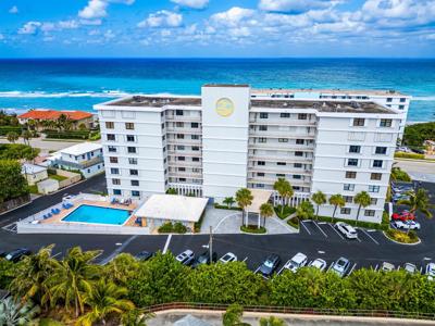 911 Ocean Drive