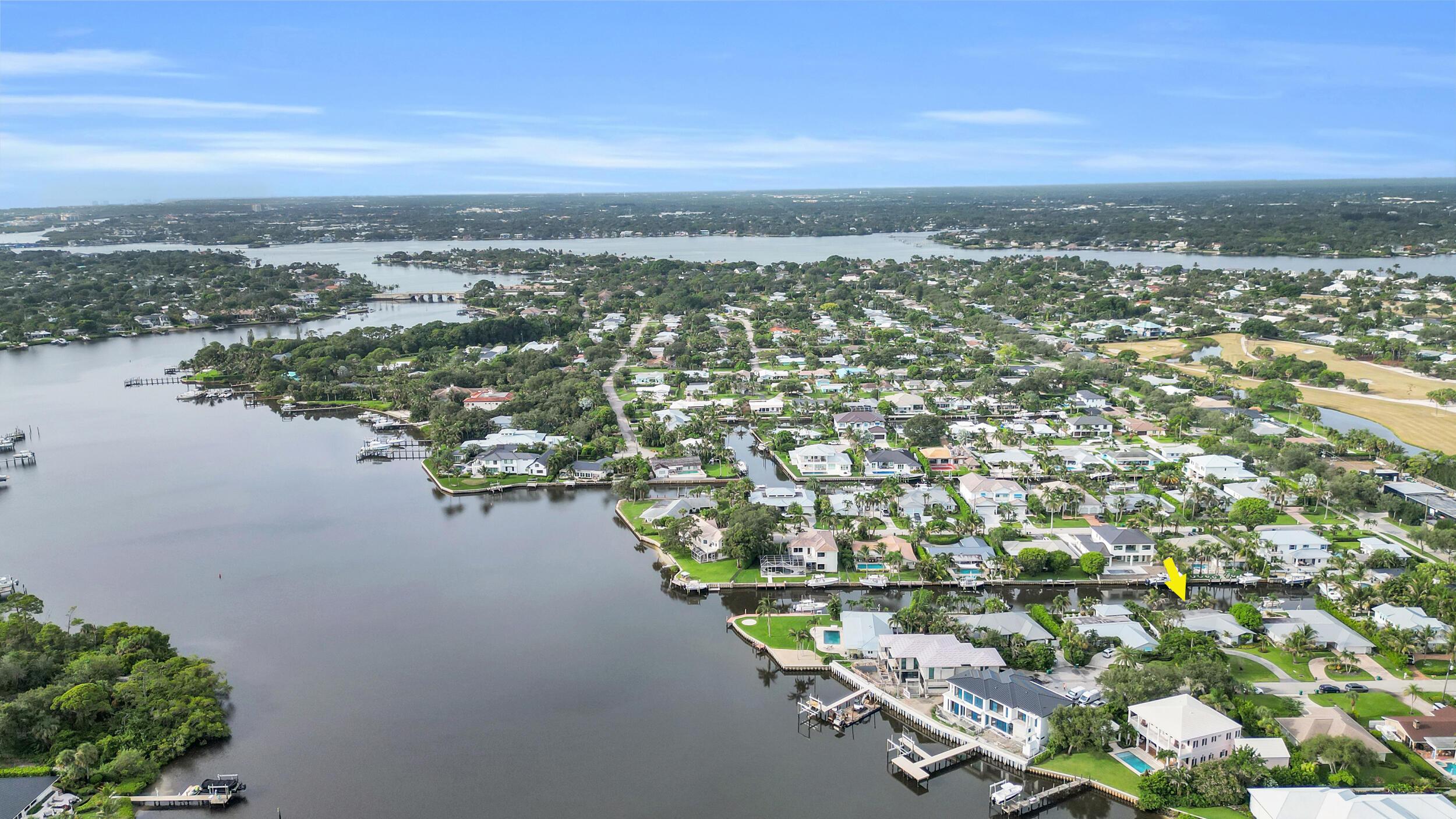 Image 4: Waterfront community featuring expansive lagoon fr