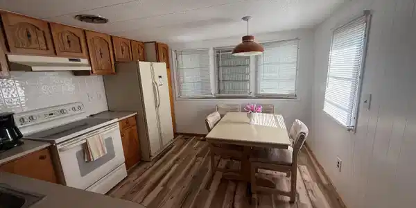 Image 2: KITCHEN