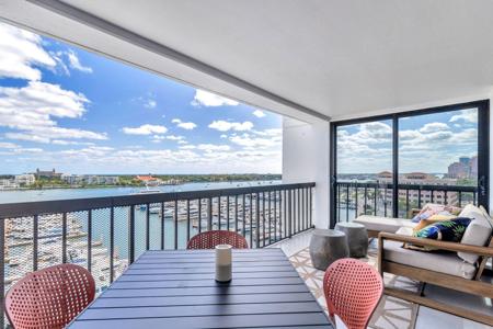 400 N Flagler Drive