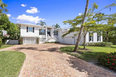 54 S Sewalls Point Road
