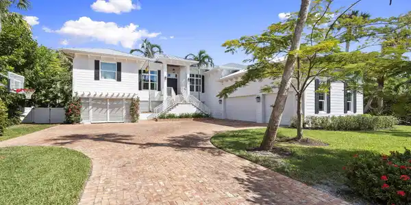 54 S Sewalls Point Road