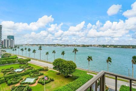 1801 S Flagler Drive