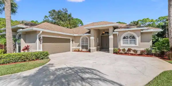 2357 SW Wild Oak Way