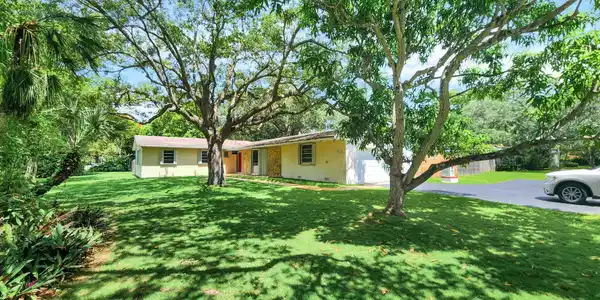 7451 SW 165 Terrace