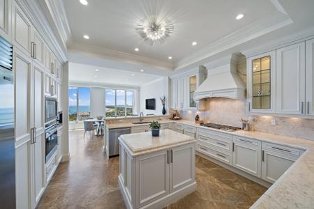 2700 N Ocean Drive