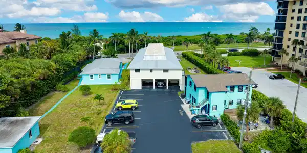 715 S Ocean Drive