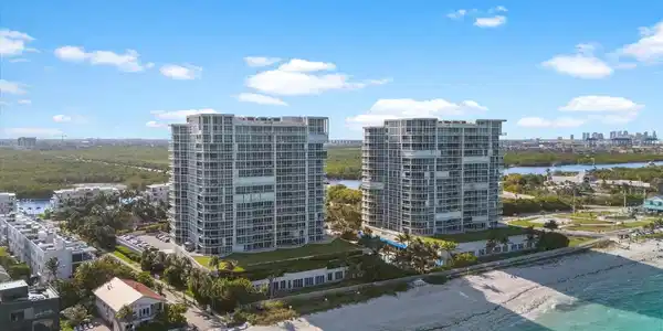 6001 N Ocean Dr