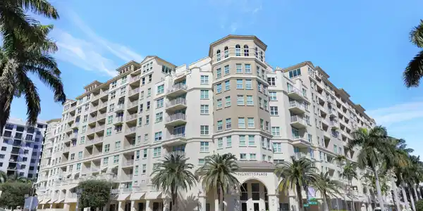 99 SE Mizner Boulevard