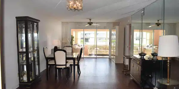 Image 4: Living:Dining Area