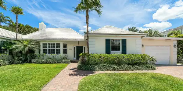 230 Plantation Road