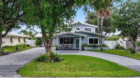 255 Corsair Ave