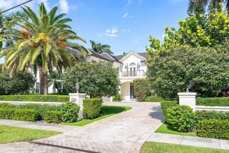 1445 Lands End Road