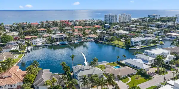 4317 Intracoastal Drive