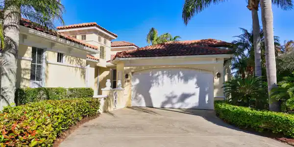 5305 W W Harbor Village Drive