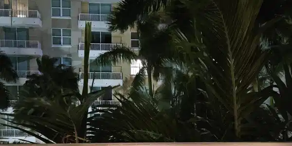 Image 4: Balcony @ night