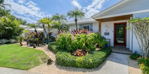 19277 W Indies Lane
