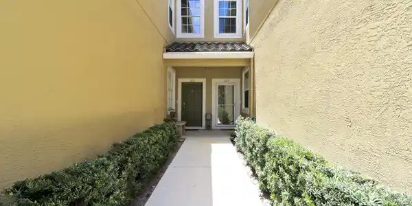 Image 3: House 1-36