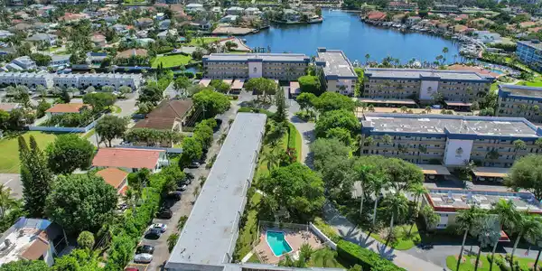 207 Tropic Isle Drive