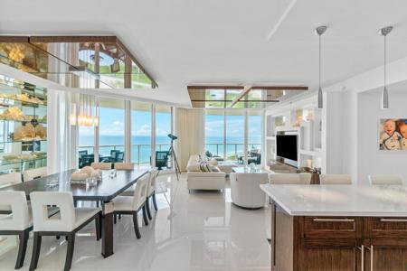 2700 N Ocean Drive