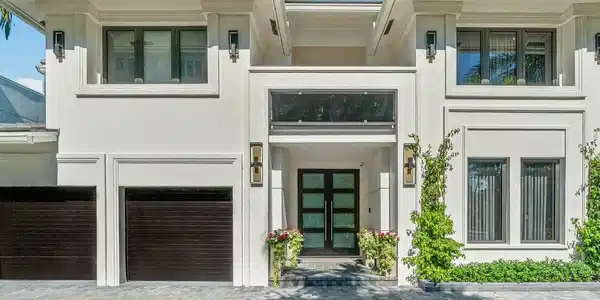 250 NE Mizner Boulevard