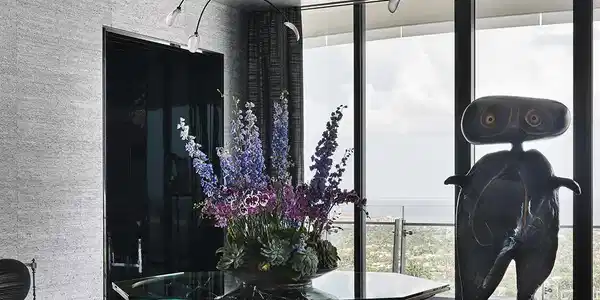 Image 3: Foyer