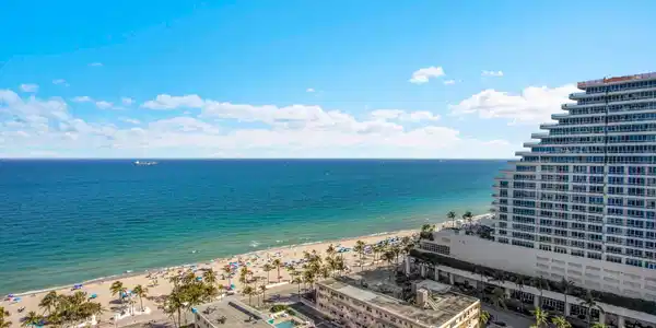 153 N Seabreeze Boulevard