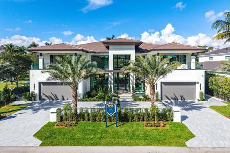 1831 Sabal Palm Drive