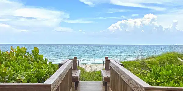Image 4: BeachWalk2