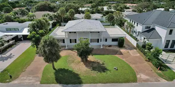 6 Tahoe Ln