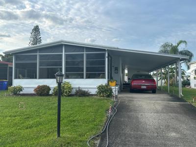 7120 SE Bluebird Circle