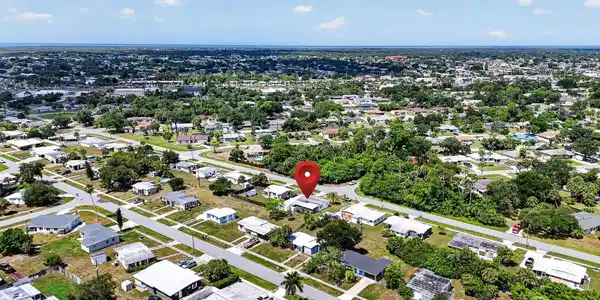 Image 3: 11-web-or-mls-DJI_20260612112442_0576_D