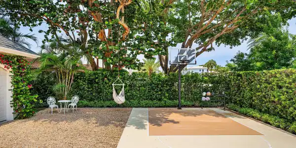 Image 3: 003-477NortheastSpanishCourt-BocaRaton-F