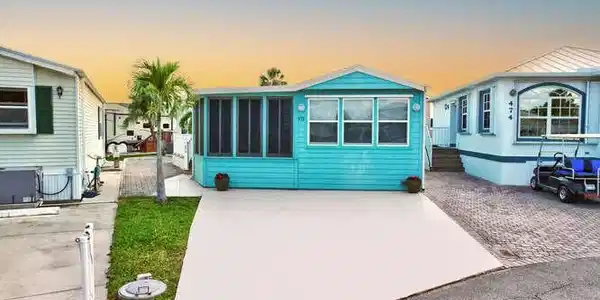 473 Nettles Blvd