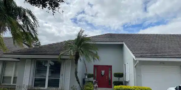 2798 SW Westlake Circle
