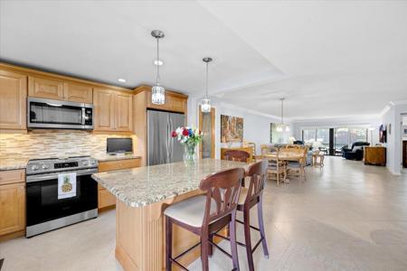 300 N Highway A1a