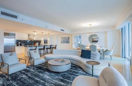 1 N Fort Lauderdale Beach Blvd